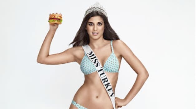 Carl's Jr. Auctions Off Miss Turkey's Bikini