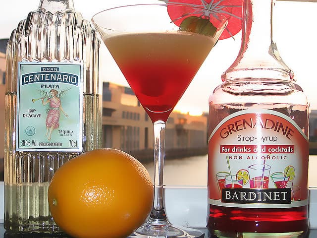 Apple Loses Another iPhone Prototype in Bar