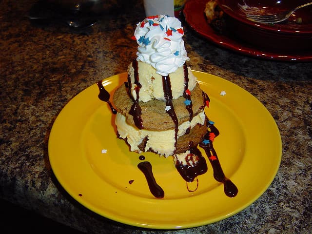 Make your Own Ice Cream Sandwich