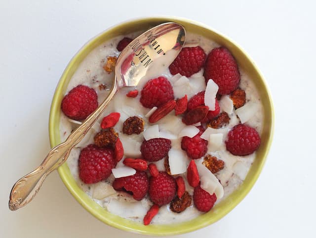 Healthy Breakfast Recipe: Coconut Chia Porridge  