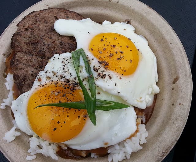Super Easy Hawaiian-Style Loco Moco Recipe