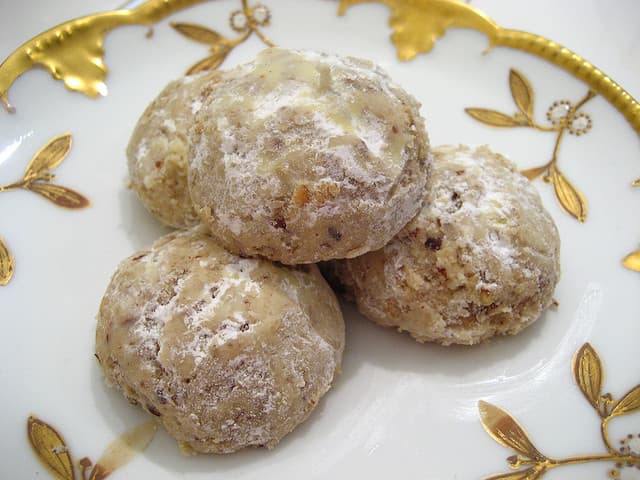 Russian Tea Cookies