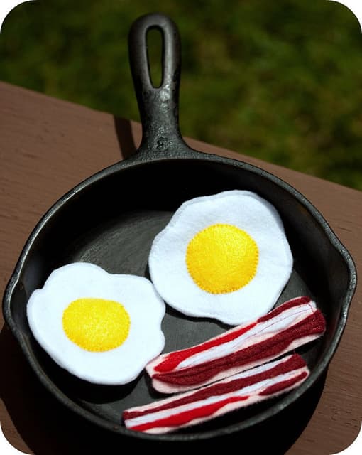 Felted Food Crush: Bacon and Eggs