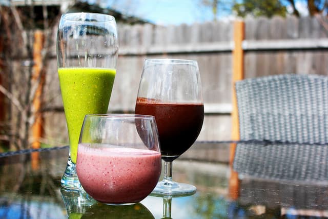5 Strange Yet Healthy Smoothie Recipes
