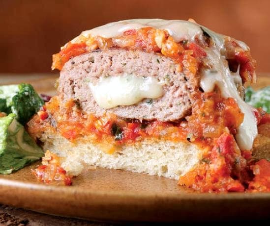 Mozzarella-Stuffed Turkey Burgers with Marinara Sauce
