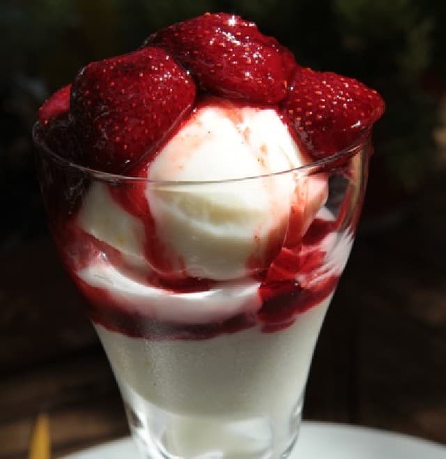 Lemon Buttermilk Sherbet with Roasted Strawberries from Soho House