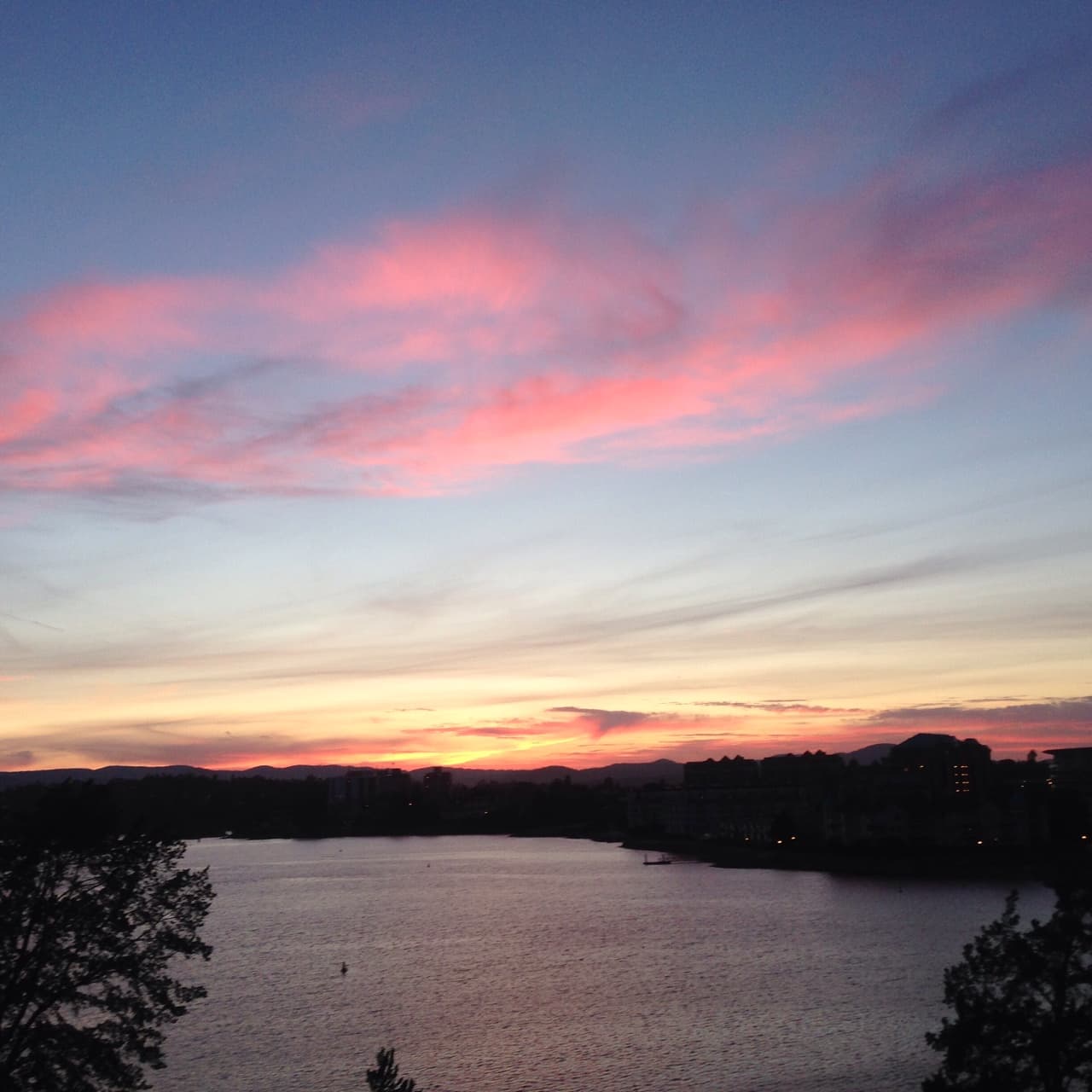 Vancouver Island Coast to Coast Dining & More