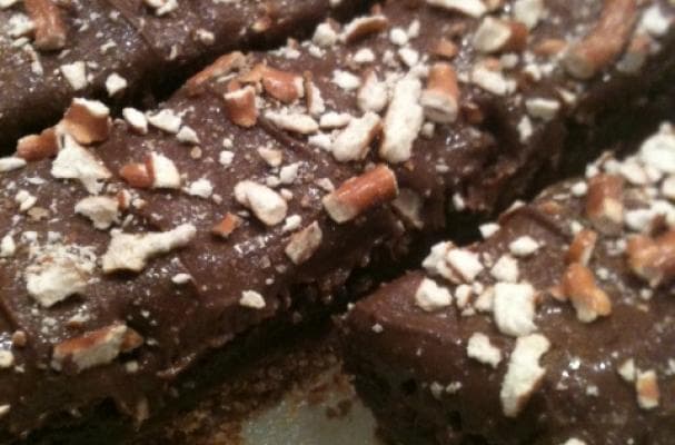 Unbelievable Nutella Pretzel Brownie Bars