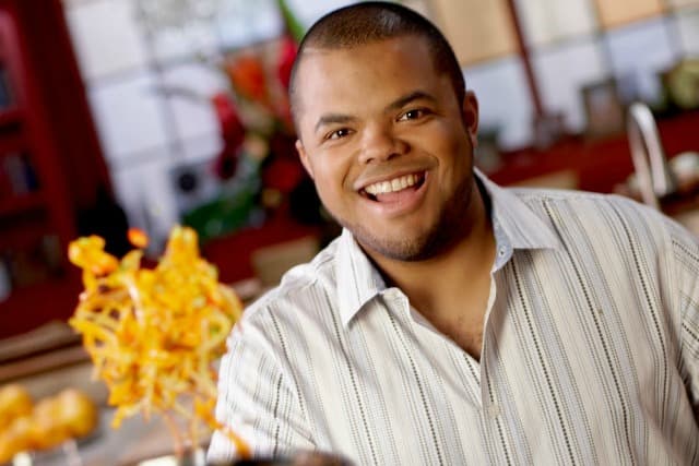 Roger Mooking to star in 'Heat Seekers'