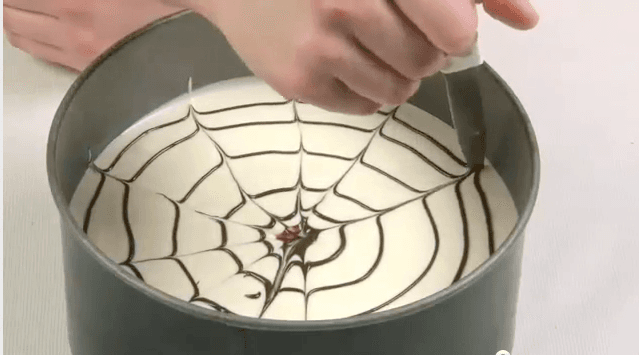 How to Make a Spiderweb Cheesecake
