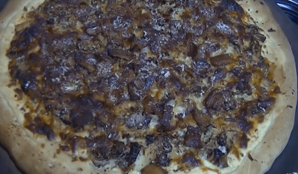 Bacon Chicken Alfredo Pizza