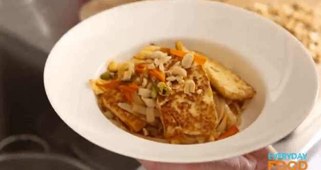 Meatless Monday Recipe: Vegetable and Tofu Pad Thai