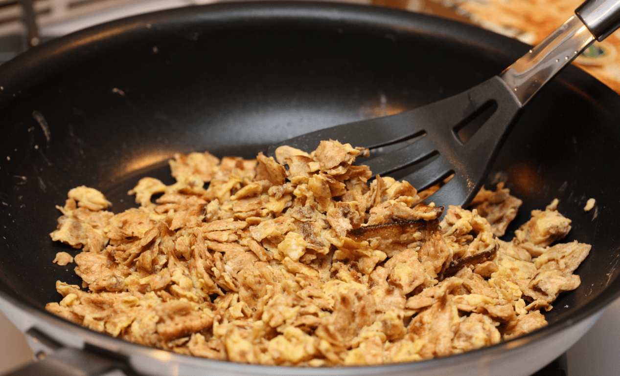 Passover Breakfast Recipe: Matzo Brei