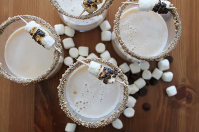 The S'moretini is the Perfect Campfire Cocktail