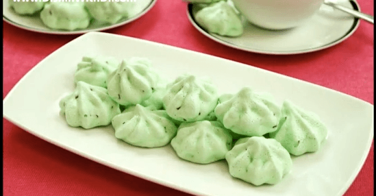 Cool and Crispy: Mint Chocolate Chip Meringue Cookies