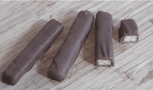 Amazing Homemade Kit Kat Bars