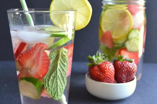 Seasonal Eating: Strawberry Cucumber Refresher