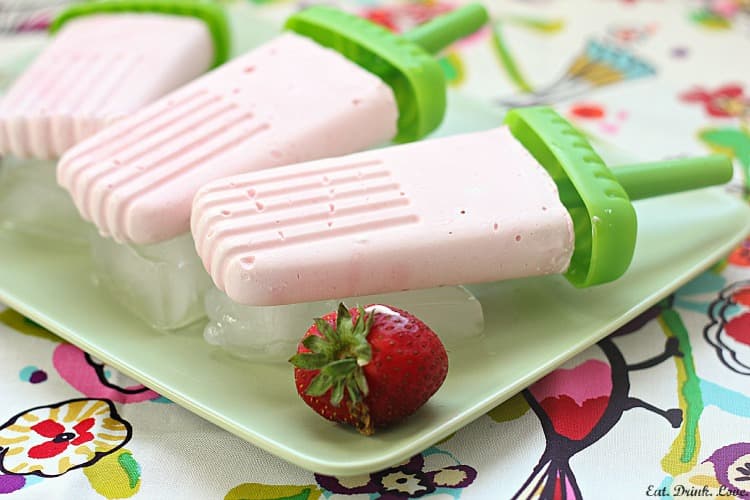 Satisfying Strawberry Cheesecake Pops