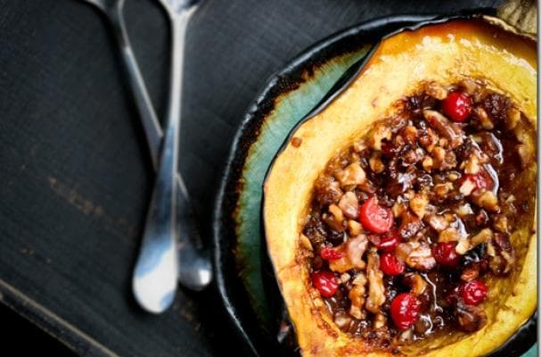 Roasted Acorn Squash With Wanuts and Cranberries