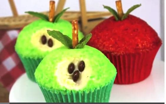 Vegan Caramel Apple Cupcakes