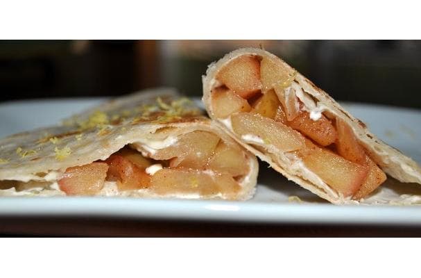 Apple Stuffed Tortillas