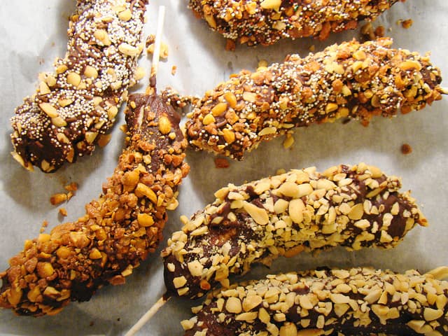 Frozen Chocolate Dipped Bananas