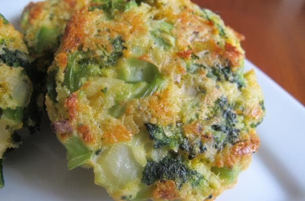 Must Have: Cheesy Roasted Broccoli Patties