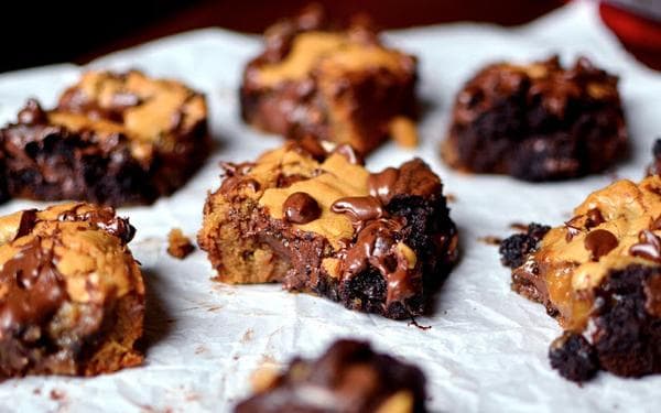 Brookie (Brownie + Cookie)