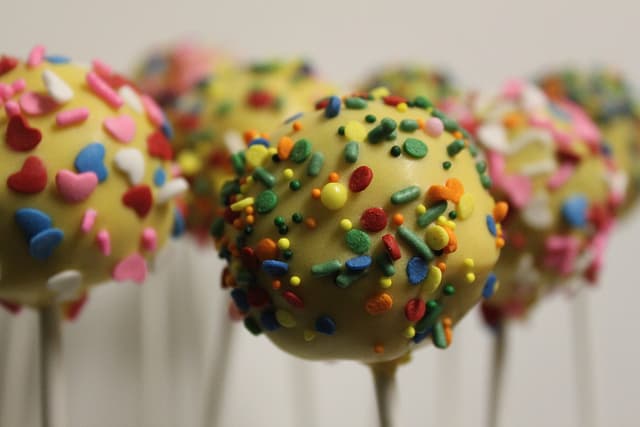 cake pop bouquet