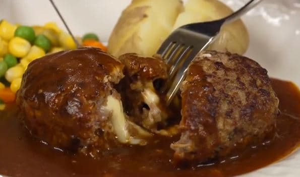 Fabulous Cheese Stuffed Hamburger