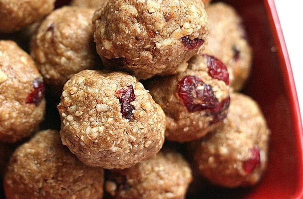 Healthy No-Bake Spiced Cranberry Energy Balls