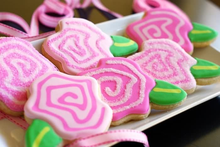 Frosted Rose Cookies are a Beautiful Baked Treat