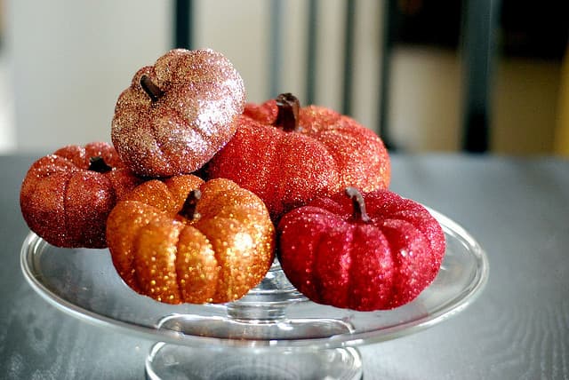 glitter pumpkins by wine me up
