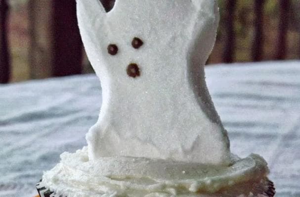 Unspooky Treats: Halloween Peep Cupcakes