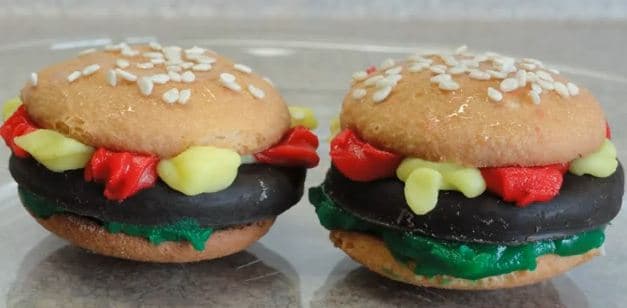 Must See: Hamburger Cookies