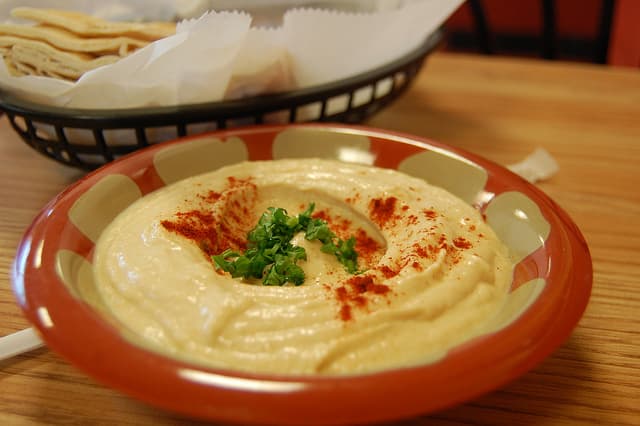 hummus