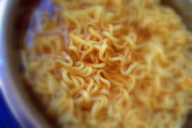 UK Girl Survives on Instant Noodle Diet