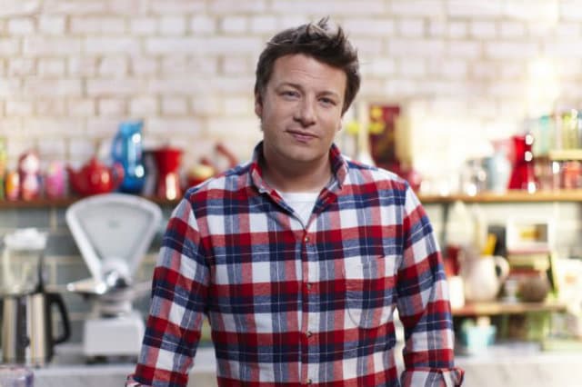 Jamie Oliver to Donate Cookbooks to Every Library in the UK