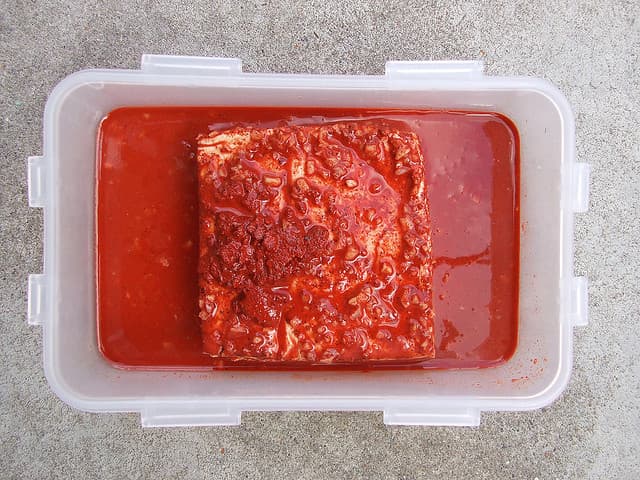 BBQ Safety: Safe Marinating 