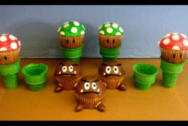 Mario Cupcakes Recreate the Video Game Through Food