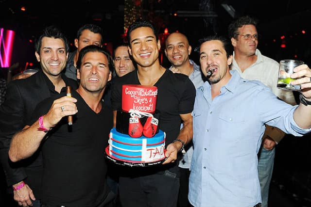 Mario Lopez Celebrates Bachelor Party With Boxing-Inspired Cake