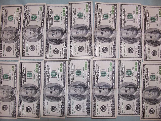 $2M Jackpot Winner Admits He Still Uses Food Stamps 