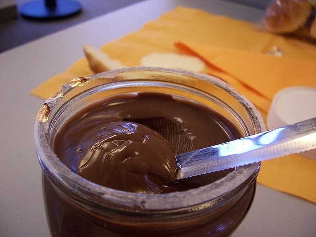 Raw + Vegan Nutella