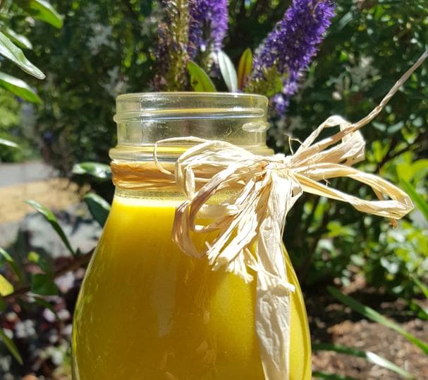 Golden Tea with Coconut Milk, Turmeric, Pepper, Ginger, Cinnamon, Bee Pollen