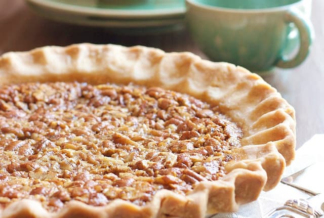 gluten free dairy free allergy friendly pecan pie for Thanksgiving