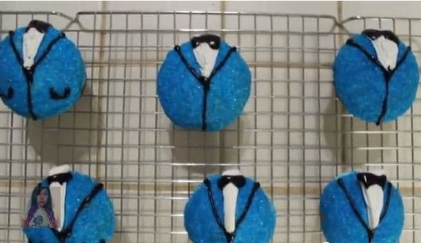 Fabulous PSY Gangnam Style Cupcakes