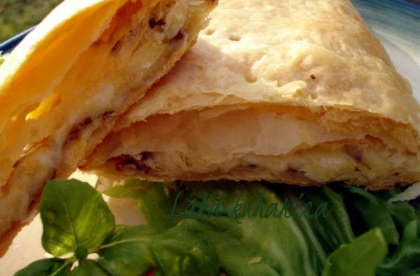 Perfect Puff Pastry Squares With Mozzarella