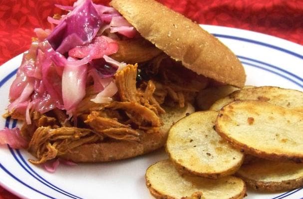 Quick and Easy Pulled Chicken Sandwiches