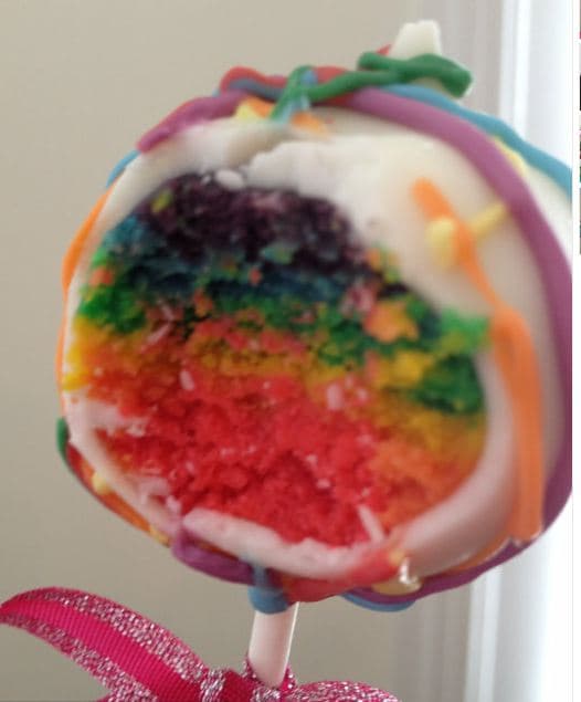 Beautiful Rainbow Cake Pops