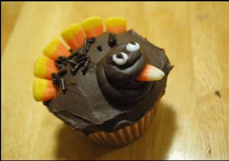 Simple and Sweet: How To Make Thanksgiving Cupcakes